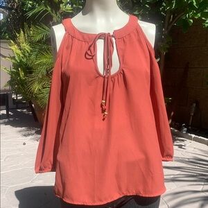 Women's Rust Cold Shoulder Top